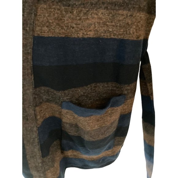 Hinge Designed in Seattle Button Front Sweater Womens Size Small - Picture 6 of 9